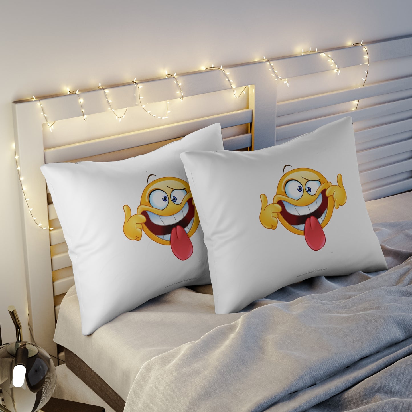 Pillow Sham: Goofy Smiley Face