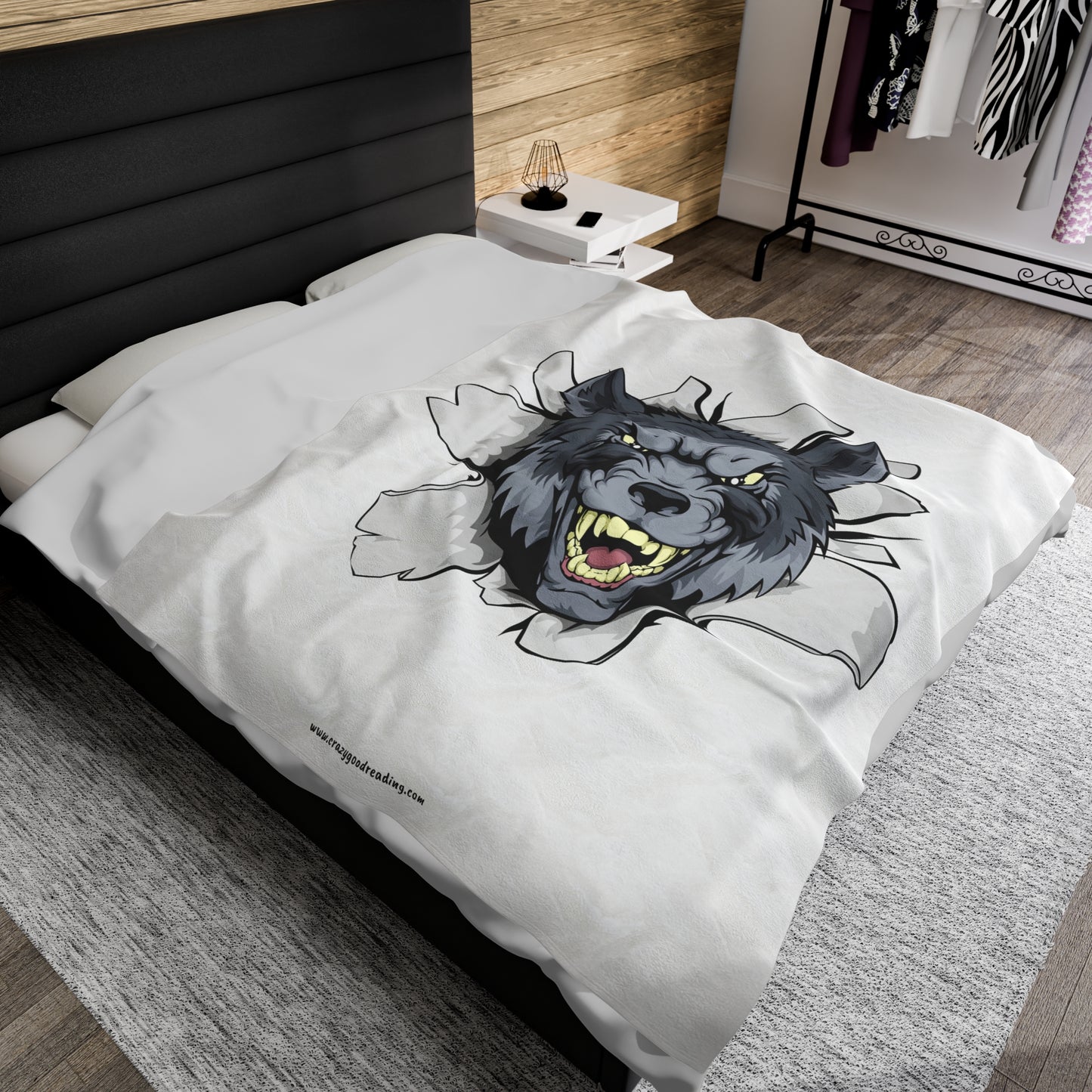 Velveteen Plush Blanket "Fierce Wolf"