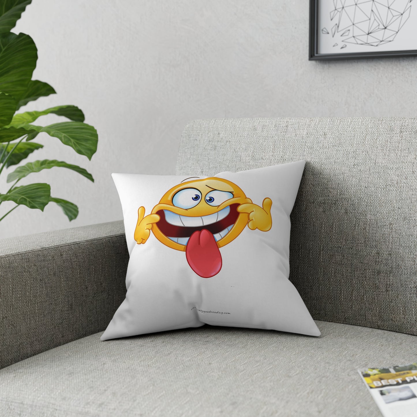 Broadcloth Pillow: Goofy Smiley Face