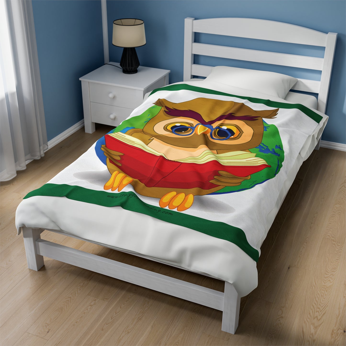 Velveteen Plush Blanket  Owl and Earth logo